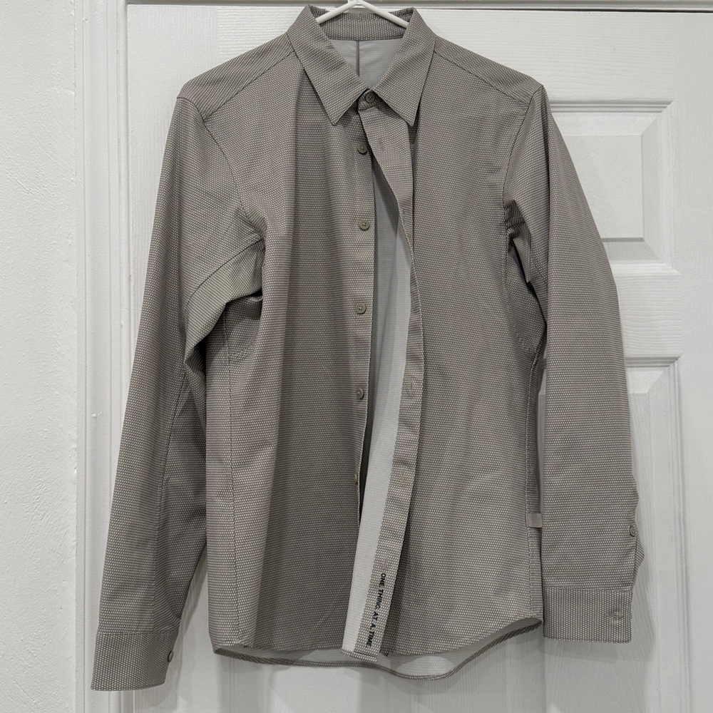 Lululemon One Thing At A Time Men's Long Sleeve Button-Down Shirt